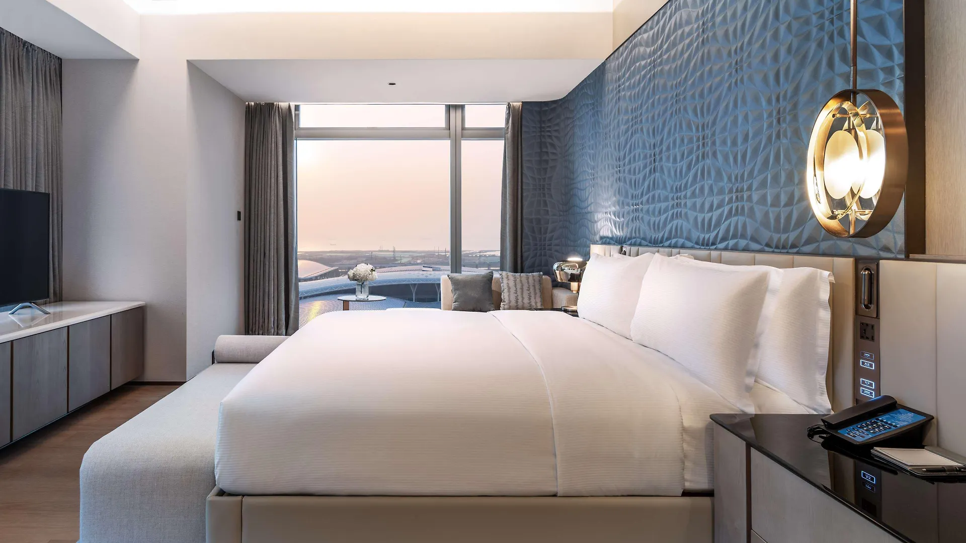 Hilton Garden Inn Shenzhen World Exhibition & Convention Center ホテル