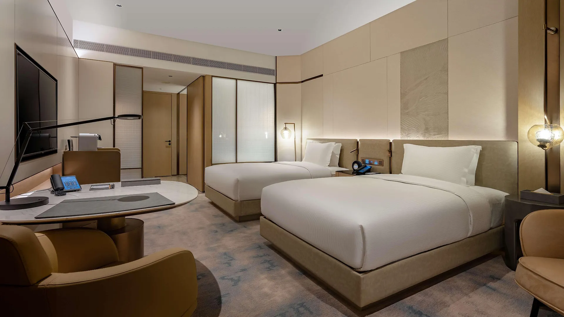 Hilton Garden Inn Shenzhen World Exhibition & Convention Center 4*,  中国