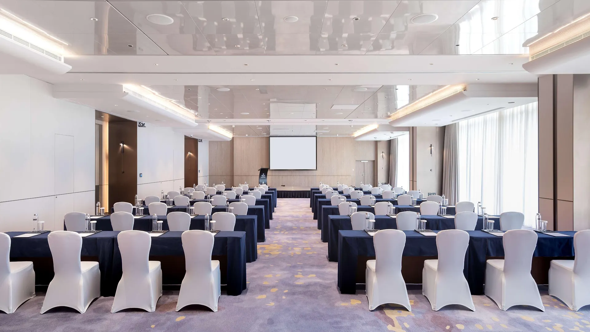 **** ホテル Hilton Garden Inn Shenzhen World Exhibition & Convention Center 中国