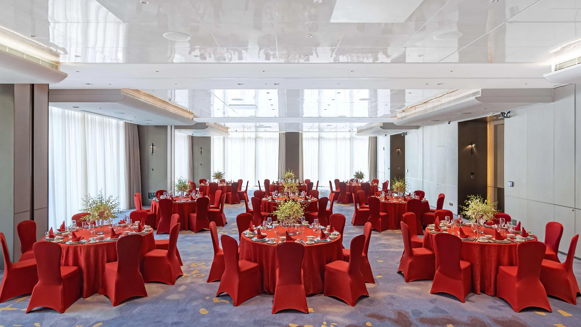 Hilton Garden Inn Shenzhen World Exhibition & Convention Center