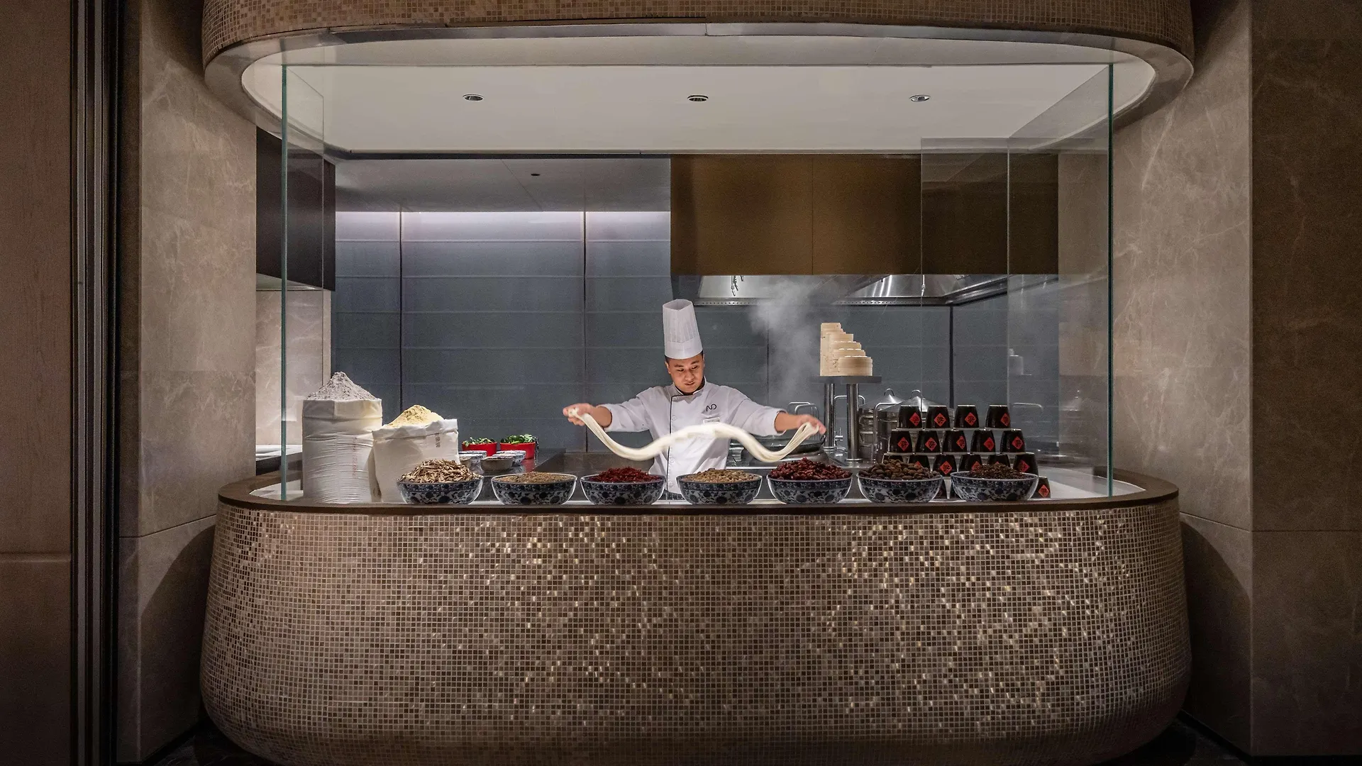 Hilton Garden Inn Shenzhen World Exhibition & Convention Center 4*,