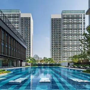 Hilton World Exhibition & Convention Center - Only 5 Minutes' Walk To Wecc ホテル